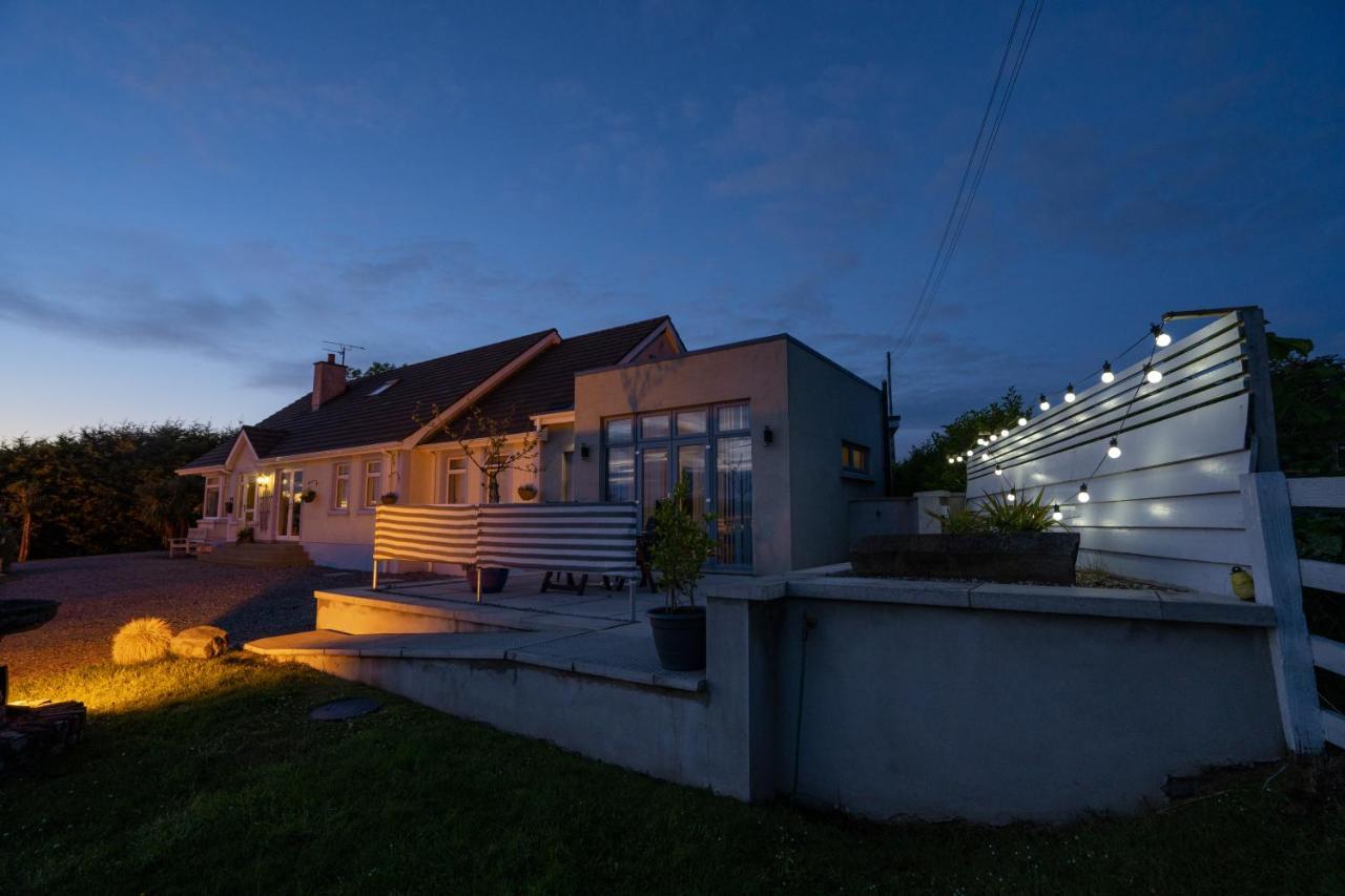 Rest A While Bed & Breakfast บุชมิลส์ ภายนอก รูปภาพ